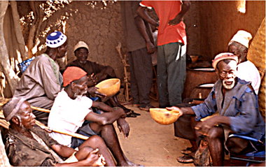 Cabaret dans le centre du pays dogon