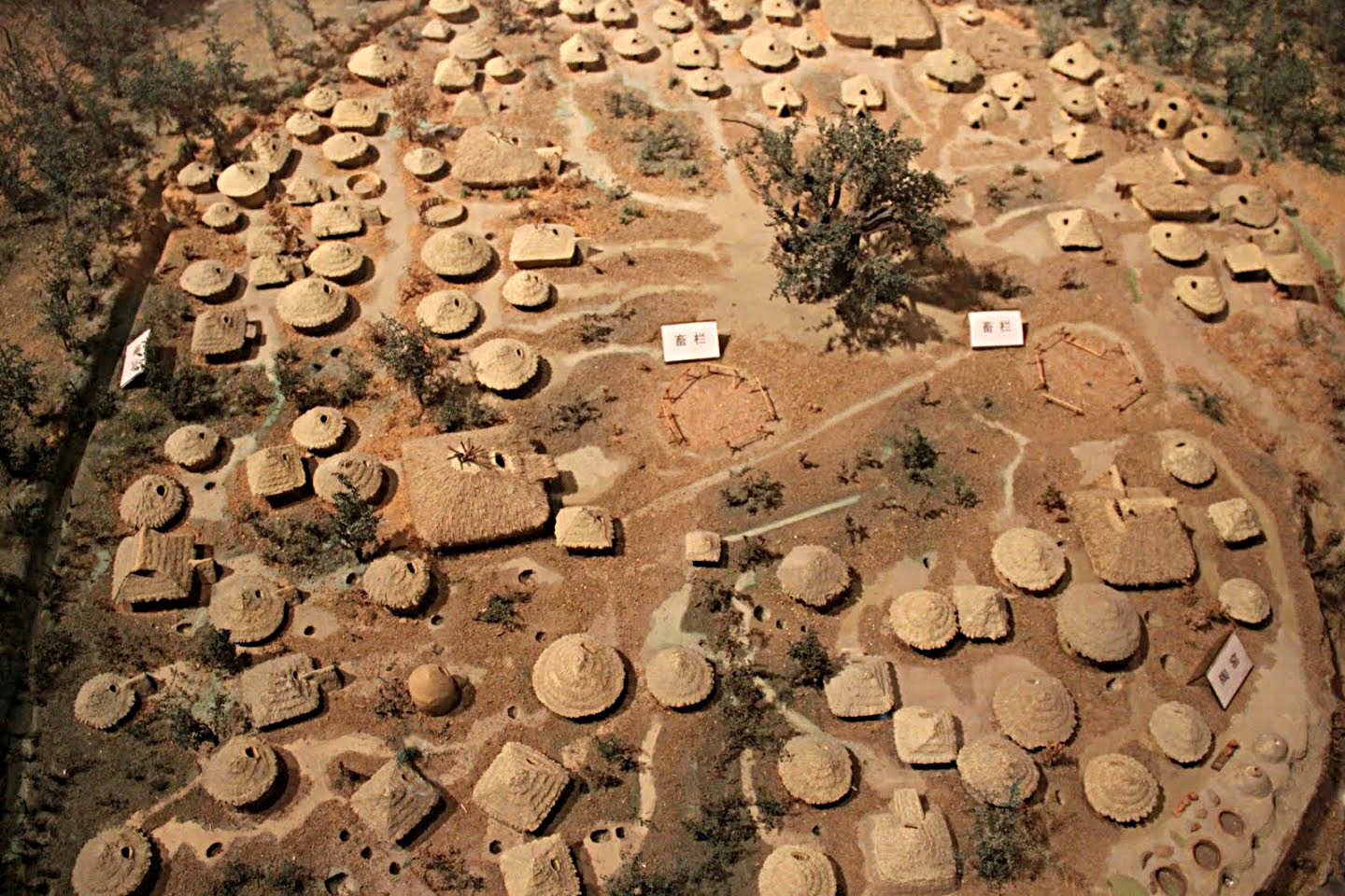 Jiangzhai settlement model culture Lintong in Shaanxi Jiangzhai settlement model culture Lintong in Shaanxi